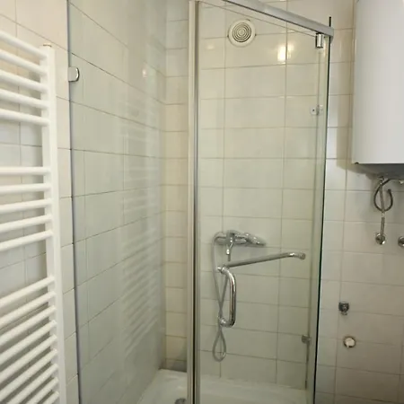 Kolev Apartmens-two Bedroom Cozy *